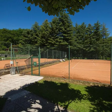 Διαμέρισμα Sleeps 5 Pool Ispra